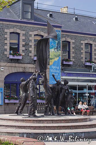 Rzeźba Philipa Jacksona 'Liberation' - Wyzwolenie na placu Wyzwolenia w St. Helier, wyspa Jersey, Channel Islands, Wyspy Normandzkie
