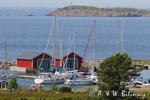 port, jachty, wyspa Jurmo, szkiery Turku, Finlandia Jurmo Island, Finland