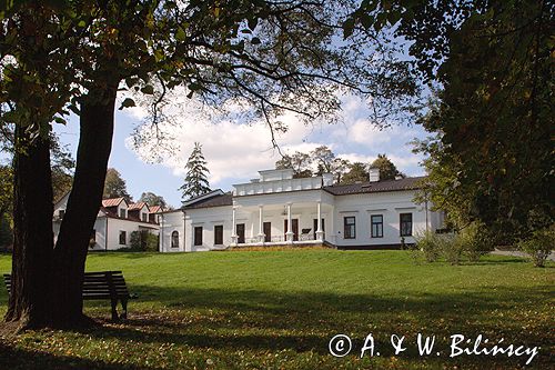 Kąśna Dolna Dwór - muzeum Ignacego Paderewskiego