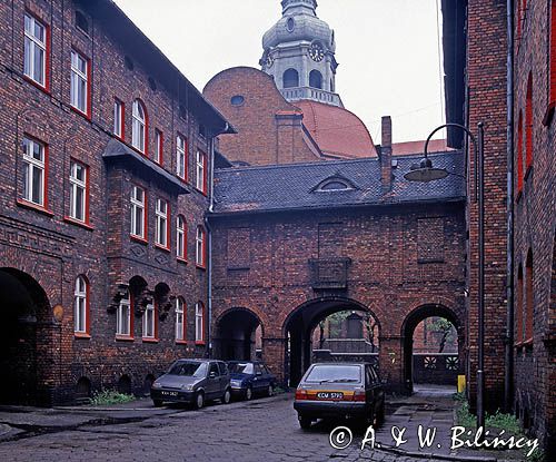 Katowice, górnicze osiedle Nikiszowiec, ul. św Anny