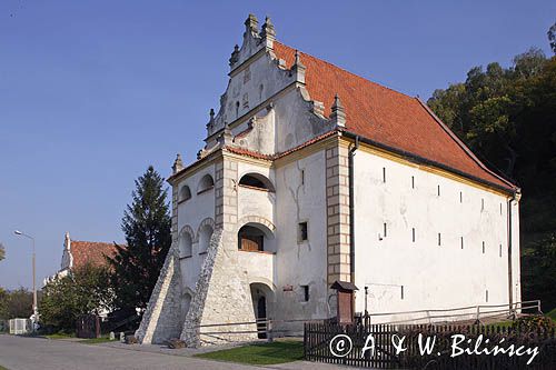 Kazimierz Dolny nad Wisłą, spichlerz - muzeum przyrodnicze