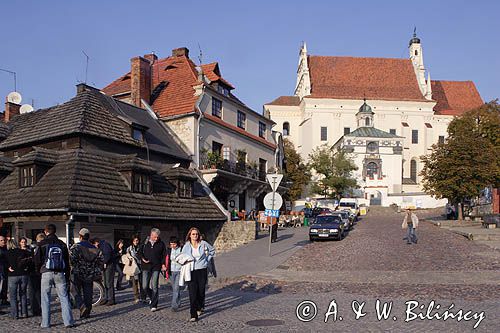 Kazimierz Dolny nad Wisłą, Rynek i kościół Farny