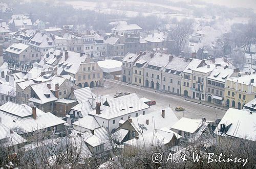 Kazimierz Dolny, rynek i kamienice, panorama z Krzyżnej Góry