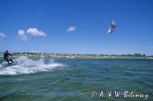 kitesurfing