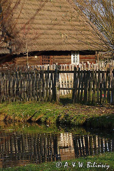 Kolbuszowa, park etnograficzny Muzeum Kultury Ludowej,zagroda z Jeziórka