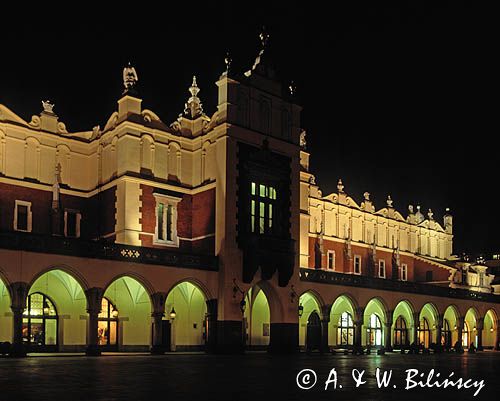 Cracow Sukiennice nocą