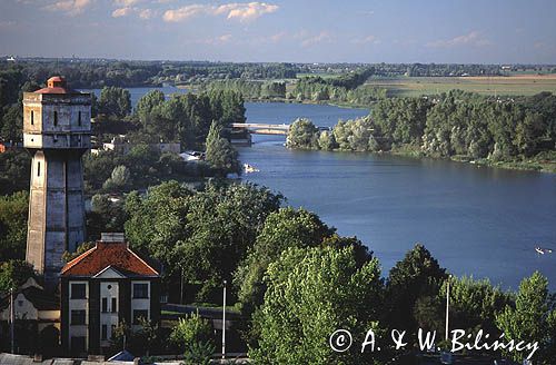 Kruszwica widok z Mysiej wieży na jezioro Gopło