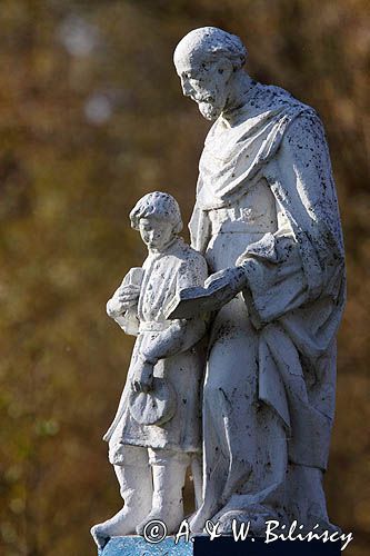 Krzemienna, figura św. Wincentego a Paulo, Pogórze Dynowskie