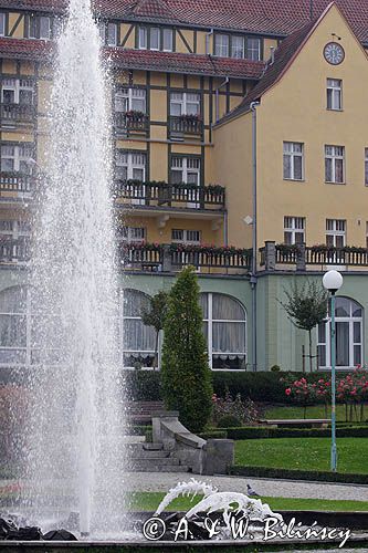 Kudowa Zdrój, Sanatorium Polonia i fontanna