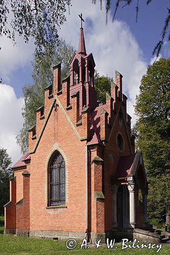 Kuźmina, kaplica cmentarna, Pogórze Przemyskie