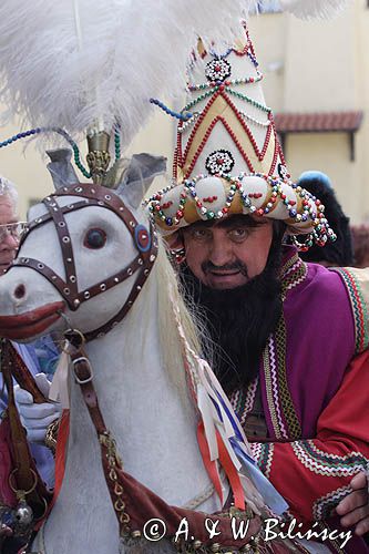Cracow Lajkonik na dziedzińcu klasztoru sióstr Norbertanek