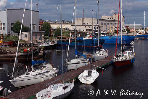 pomost dla jachtów w Roja, Zatoka Ryska, Łotwa Roja harbour, Riga Bay, Latvia