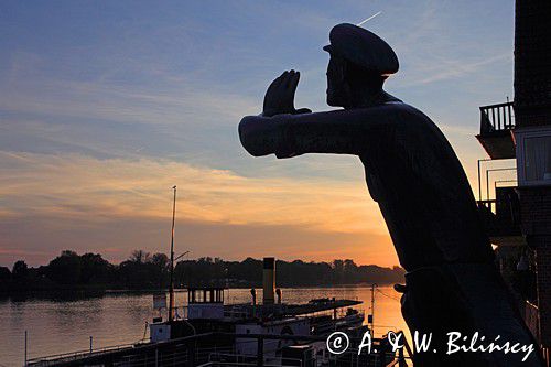 Niemcy, Statua Rufera. Lauenburg (Germany) Rufer's statue. fot.A&W Bilińscy