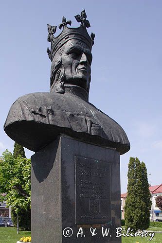 Leżajsk, Rynek, pomnik króla Jagiełły
