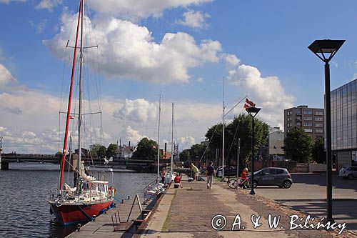nabrzeże dla jachtów w porcie Liepaja, Łotwa Liepaja harbour, Latvia