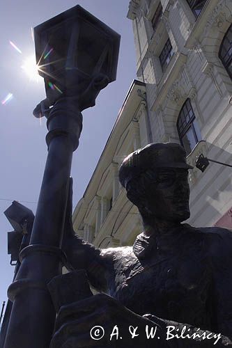 Łódź, Piotrkowska i pomnik Lamparza
