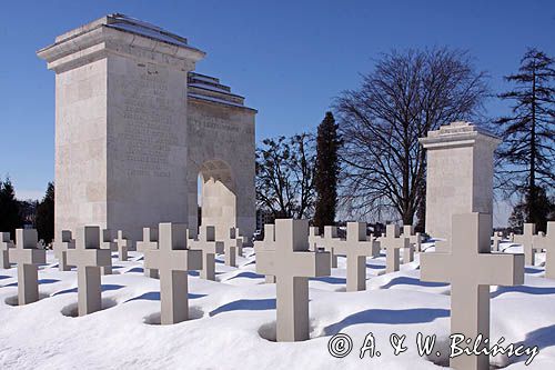 Lwów, Cmentarz Orląt Lwowskich na Cmentarzu Łyczakowskim, Ukraina