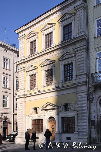 Lwów, Rynek Nr 2 Kamienica Bandinellich, renesansowa