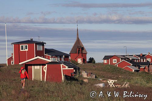 kaplica z 1770 r, w wiosce na wyspie Maloren, Szwecja, Zatoka Botnicka
