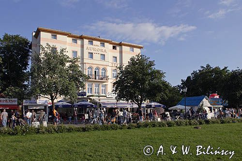 Międzyzdroje, hotel Aurora, Wyspa Wolin, deptak