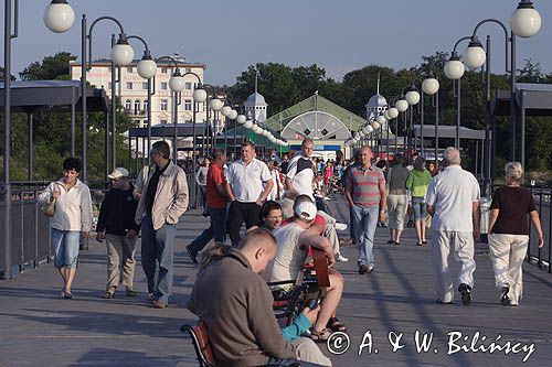 Międzyzdroje, molo, Wyspa Wolin, deptak