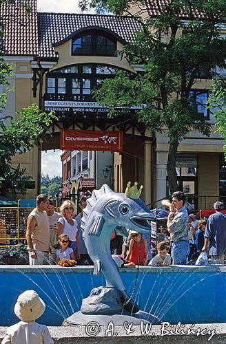 Mikołajki, król sielaw, fontanna na rynku