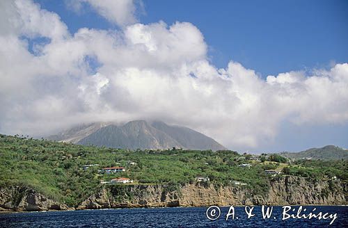 Soufriere Hills, Soufriere, wulkan na wyspie Montserrat na Morzu Karaibskim., Małe Antyle, Montserrat, Karaiby