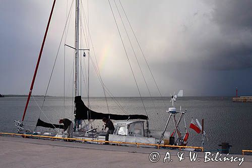 idzie burza, port Montu, wyspa Sarema, Saaremaa, Estonia comming storm, Montu harbour, Saaremaa Island, Estonia