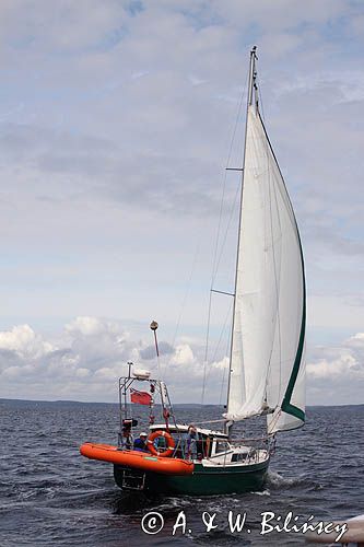 motorsailer, szkiery koło Sztokholmu, Szwecja Stockholm skierries, Stockholm Archipelago, Sweden