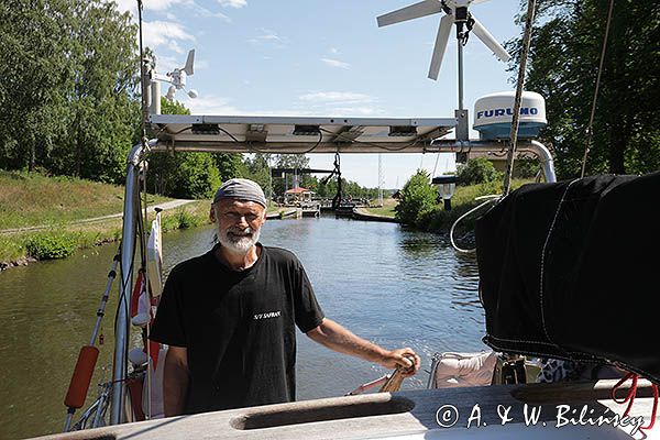 Na kanale za śluzą w Tatorp, Kanał Gota, Gotajski, Szwecja