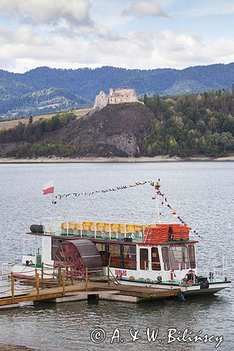 Zalew Czorsztyński, Pieniny, przystań Białej Floty w Niedzicy, statek turystyczny Dunajec, ruiny zamku Czorsztyn