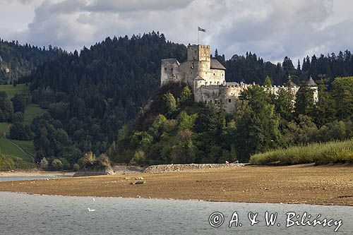 Zalew Czorsztyński, Zamek Dunajec w Niedzicy, Pieniny