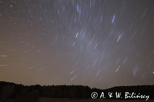 Gwiezdne niebo, gwiazdy poruszające się wokół gwiazdy polarnej, Bieszczady