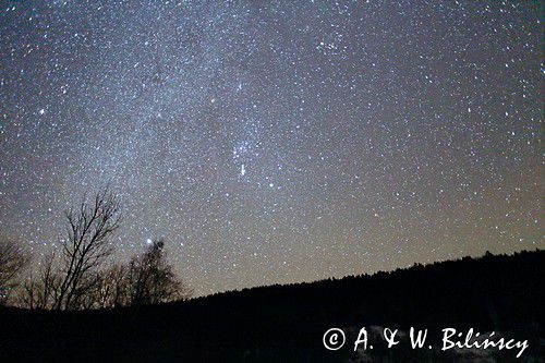 gwiezdne niebo,Bieszczady, pas Oriona, gwiazdozbiór Oriona, mgławice Oriona gwiezdne niebo, Bieszczady