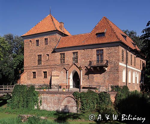 Oporów, muzeum, zamek gotycki z połowy XV w