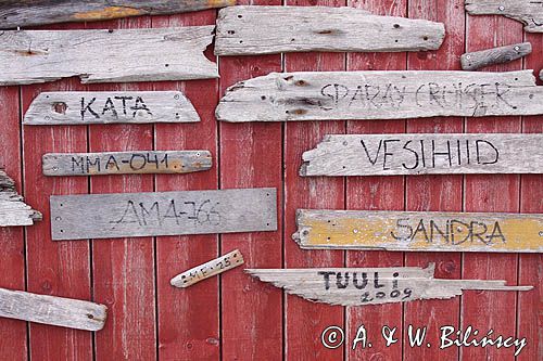 nazwy jachtów w port Orissaare, wyspa Sarema, Saaremaa, Estonia Orissaare harbour, Saaremaa Island, Estonia