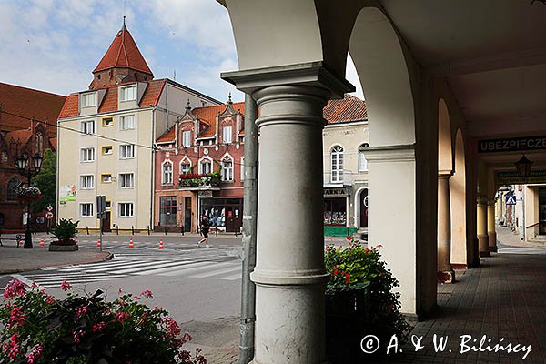 Rynek i podcienia w Ornecie