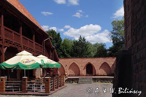 Ostróda, zamek pokrzyżacki, dziedziniec