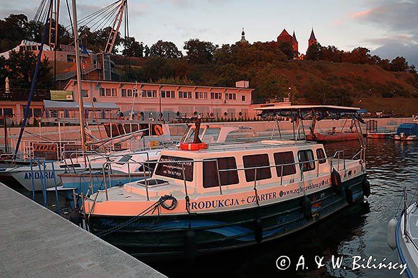 Płock, port Morka, Vistula Cruiser 30