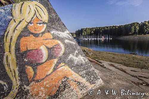 Zalew Soliński, Polańczyk, przystań Zjawa, mural, Bieszczady