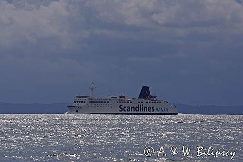 prom Scandlines na Bałtyku / koło Rugii, Niemcy /