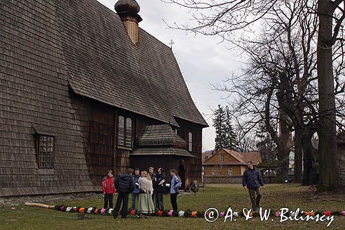 Rabka, konkurs palm wielkanocnych przy zabytkowym kościele drewnianym pw św. marii Magdaleny, Muzeum Władysława Orkana, Niedziela Palmowa