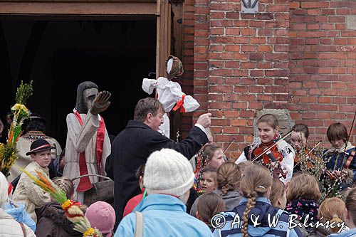 Rabka, palmy wielkanocne, Niedziela Palmowa, kościół pw św Marii Magdaleny