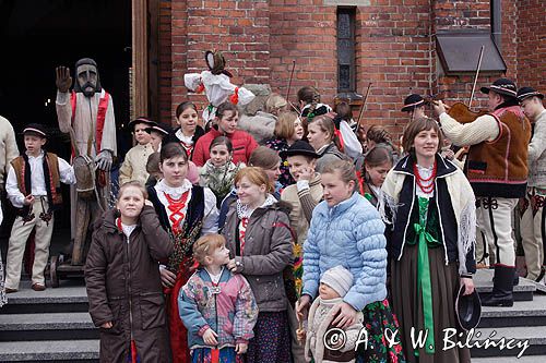 Rabka, palmy wielkanocne, Niedziela Palmowa, kościół pw św Marii Magdaleny