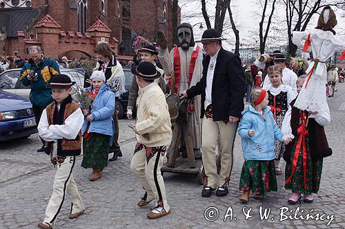 Rabka, palmy wielkanocne, Niedziela Palmowa, kościół pw św Marii Magdaleny