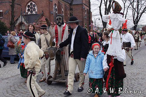 Rabka, palmy wielkanocne, Niedziela Palmowa, kościół pw św Marii Magdaleny