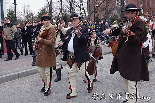 Rabka, palmy wielkanocne, Niedziela Palmowa, kościół pw św Marii Magdaleny