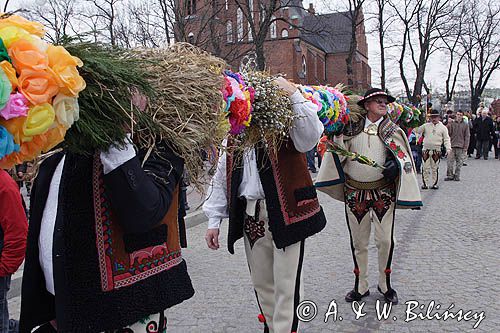 Rabka, palmy wielkanocne, Niedziela Palmowa, kościół pw św Marii Magdaleny
