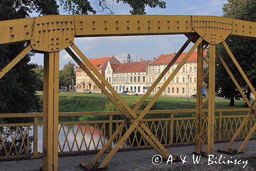 most w Silute, rzeka Sysa dopływ rzeki Niemen, Park Regionalny Delty Niemna, Litwa Silute, Sysa river, Nemunas Delta, Lithuania