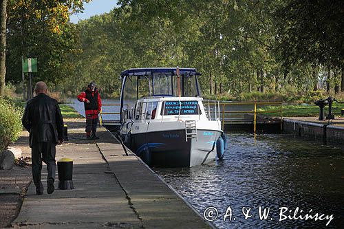 Śluza Nakło Wschodnie na Noteci. Lock number 8 on Notec River. fot A&W Bilińscy